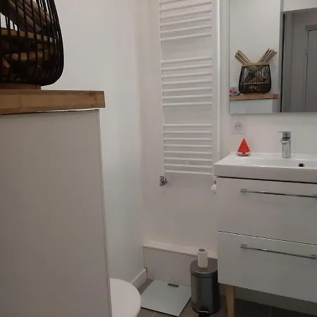 Biarritz, 1 Piece, 2 Personnes - Fr-1-239-675 Apartment Biarritz